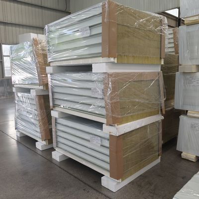Qualität  A-Class PU Foam Sandwich Panels 50mm Thermal Insulation usine