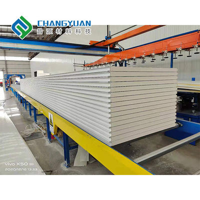 PU-Sandwichpaneel mit Luftdichtheit/Wasserdichtheit, Wärmedämmung und hoher Festigkeit für dauerhafte Konstruktionen