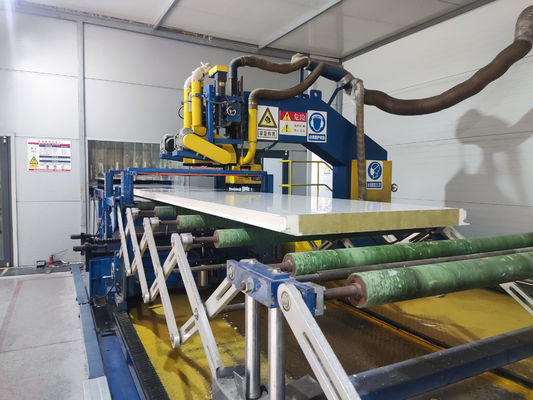 Feuerfestes Anti-Aging PU Glaswoll-Sandwich-Panels mit farbiger Oberfläche