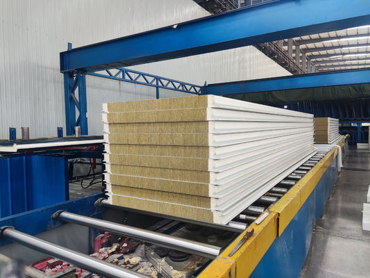 Feuerdichtes, farblich beschichtetes Sandwich-Wand-Panelsystem mit Langlebigkeit und Wasserdichtheit