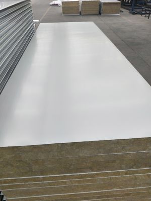 Feuerdichte Trennwände mit isolierten Wandplatten für Labore