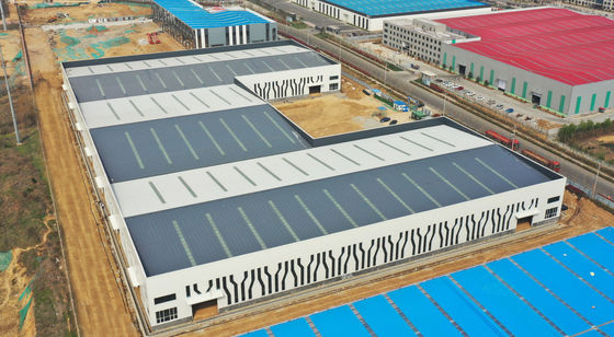 Hochfeste PU-Sandwichplatte mit Luftdichtheit/Wasserdichtheit und Wärmedämmung für Dach und Bau