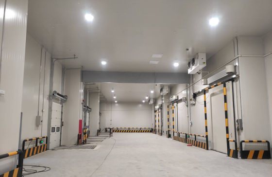 Feuerdichtes B1/B2 Polyurethan-Kühlraum-Panel für isolierte, sichere und sichere Lagerung