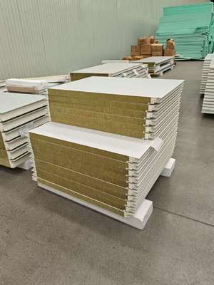 Metallwandpaneele und Sandwichpaneele: Die perfekte Kombination für Outdoor-Projekte