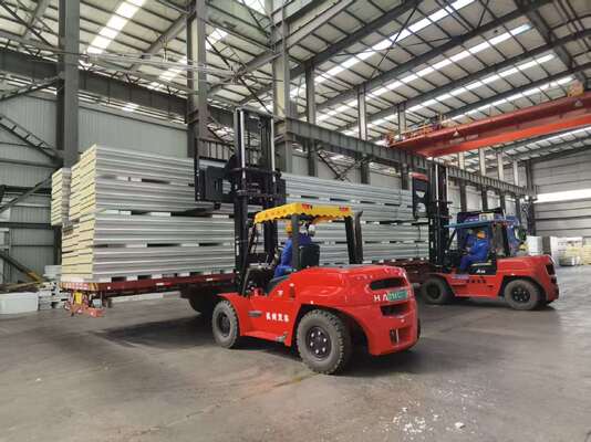 Korrosionsbeständige PIR-Dachplatten mit überlegener Schall- und Wärmedämmung für Industriegebäude